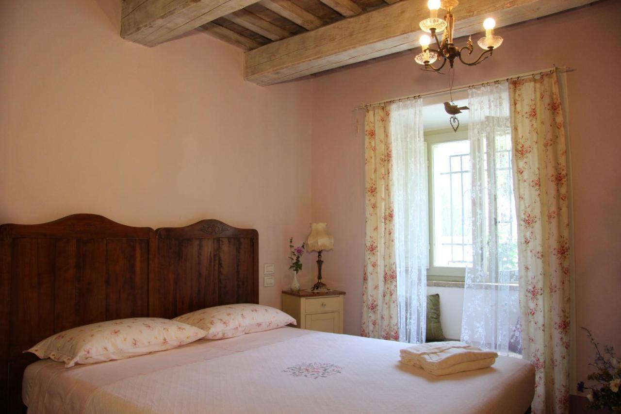 Poggio Dei Prugnoli Bed & Breakfast Tavoleto Luaran gambar